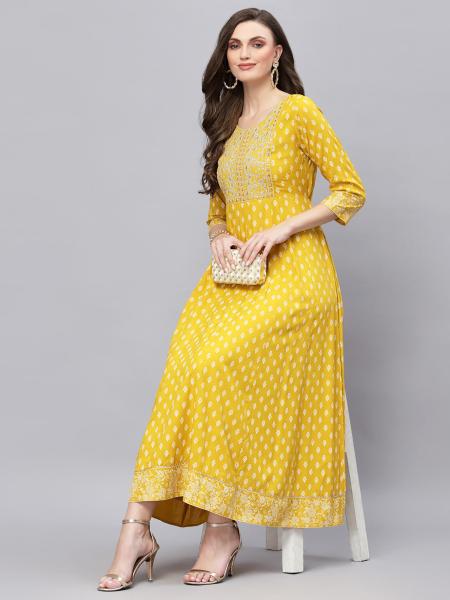Gelbes Anarkali Kleid aus Viskose mit Stickerei und Spiegel-Details, 3/4-Ärmel und schwingendem Rock